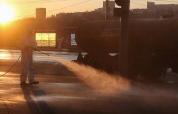 Дороги, тротуары и остановки продезинфицировали во всём Нижнем Новгороде