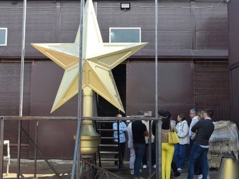 Звезду сняли со Спасской башни Казанского кремля для реставрации