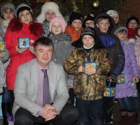 Дети из трех районов Нижегородской области в рамках проекта Кавинова &quot;Чудесное рождество&quot; посетили новогодние и рождественские представления