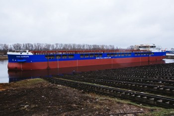 Сухогруз &quot;Пола Варвара&quot; спущен на воду со стапелей нижегородского завода &quot;Красное Сормово&quot;