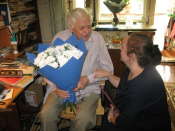 Участника Великой Отечественной войны Геннадия Строкина поздравили с 95-летним юбилеем в Балахне Нижегородской области