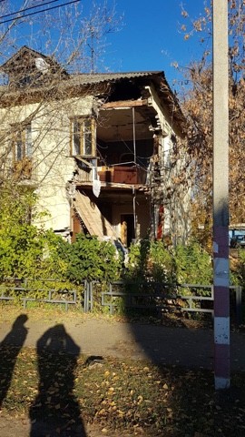 Угол жилого дома на Бору Нижегородской области обвалился при проведении работ по укреплению его фундамента