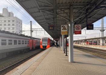 Сдвоенный состав "Ласточки" будет курсировать на ГЖД 4 и 5 ноября Сдвоенный состав "Ласточки" будет курсировать на ГЖД 4 и 5 ноября