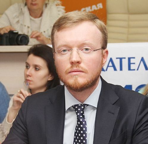 "Государство создает прозрачную отрасль обращения с отходами, а время "серых" перевозчиков и теневых схем должно уйти в историю", - Андрей Лебедев "Государство создает прозрачную отрасль обращения с отходами, а время "серых" перевозчиков и теневых схем должно уйти в историю", - Андрей Лебедев