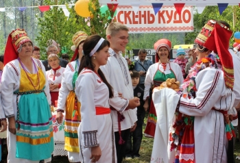 Презентация посвященной свадебным обрядам народов России фотовыставки пройдет в Нижнем Новгороде 22 апреля