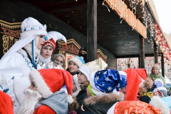 &quot;Орлята России&quot; с амбассадорами &quot;Движения Первых&quot; посетили нижегородскую резиденцию Деда Мороза 
