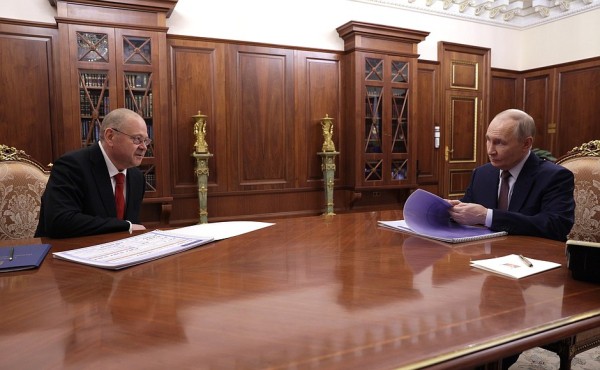 Владимир Путин провёл встречу с пензенским губернатором Олегом Мельниченко
