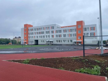 Две новые школы сдадут в эксплуатацию в Оренбуржье в 2025 году