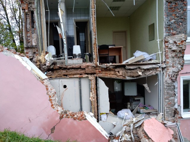 Стена Центра подготовки церковных специалистов РПЦ "Покров" обрушилась в Нижнем Новгороде