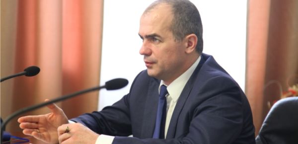 "По эталонам комфортной городской среды, в каждом новом микрорайоне нужна школа шаговой доступности",- Алексей Ладыков