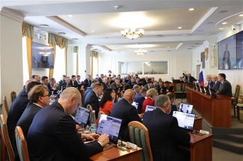 ЗС НО приняло обращение о наделении регионов полномочиями по запрету вейпов