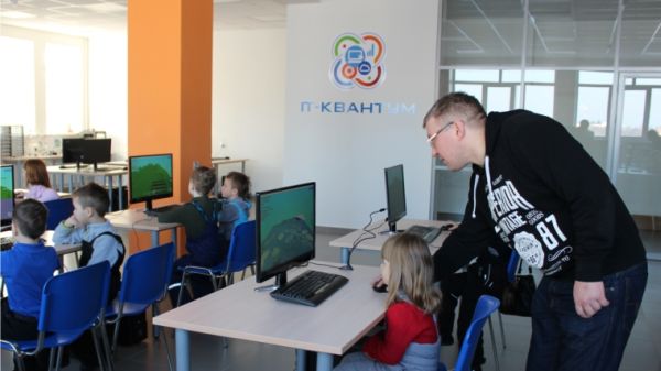 Чебоксарские дошкольники одними из первых посетили детский технопарк "Кванториум" Чебоксарские дошкольники одними из первых посетили детский технопарк "Кванториум"