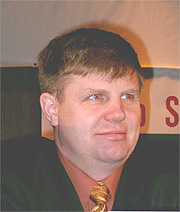 Доход Наумова в 2009 году составил  3 млн. рублей