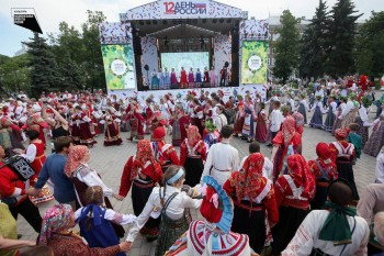 Фольклорные коллективы выступили на фестивале &quot;Зеленые святки&quot; в Нижнем Новгороде
