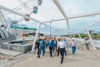 Врио главы Чувашии Олег Николаев проинспектировал ход реконструкции Красной площади в Чебоксарах