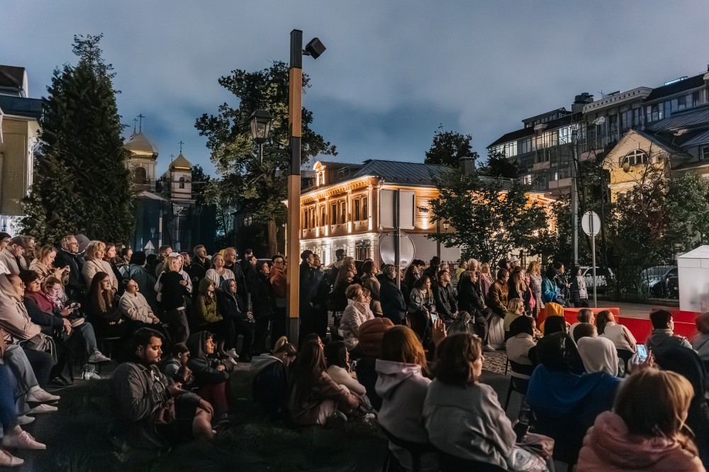 Более пяти тысяч человек посетили юбилейный фестиваль «Шаляпин. Рождение художника» в нижегородских Заповедных кварталах Более пяти тысяч человек посетили юбилейный фестиваль «Шаляпин. Рождение художника» в нижегородских Заповедных кварталах