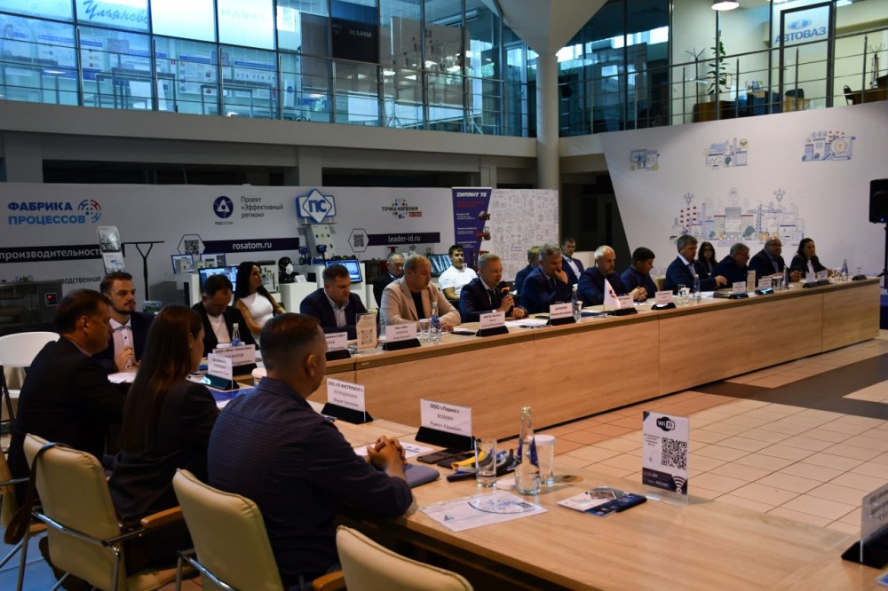 30 нижегородских предприятий принимают участие в бизнес-миссии в Ульяновской области 30 нижегородских предприятий принимают участие в бизнес-миссии в Ульяновской области