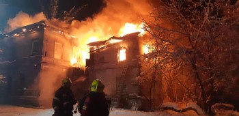 Мужчина погиб на пожаре в центре Нижнего Новгорода (ВИДЕО)