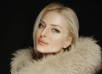 Россиянка Виктория Радочинская стала "Миссис мира-2009"