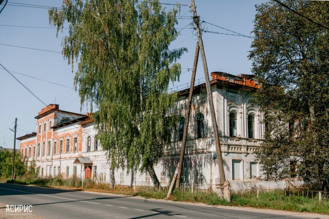 Здание исторической гимназии в Лыскове выставлено на торги