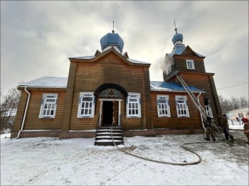 Пожар в Покровской церкви тушили в Мордовии