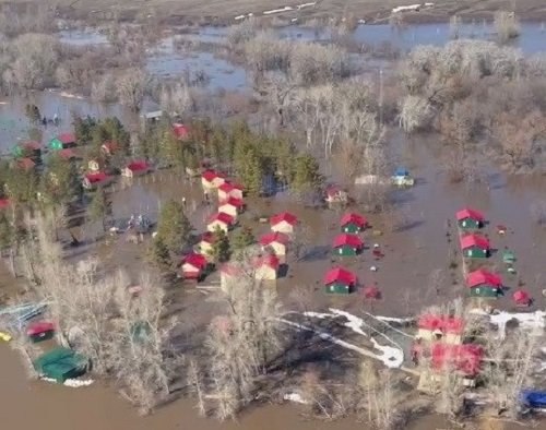 Денис Паслер потребовал увеличения сброса воды на Ириклинском водохранилище