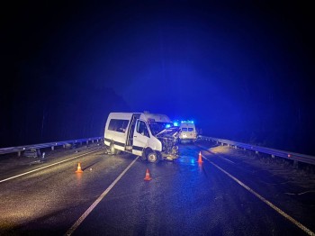 Мужчина погиб в столкновении Toyota RAV4 с микроавтобусом в Марий Эл