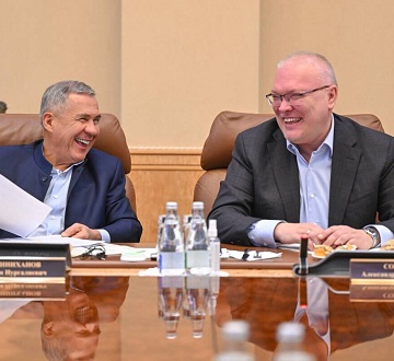 Кировские управленцы стажируются в Казани