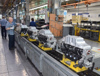 Двигатели для &quot;УАЗ Патриот&quot; начали выпускать на ЗМЗ в Нижегородской области