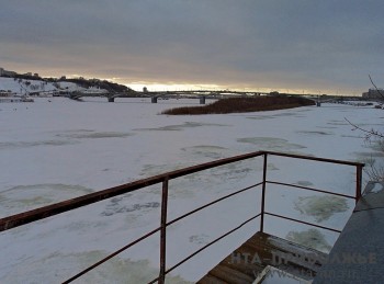 Толщина льда на Урале в Оренбуржье превысила 30 см