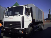 Булавинов передал 8 мусоровозов компаниям, работающим в Нижегородском, Советском и Автозаводском районах