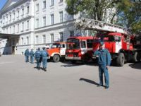  
Сотрудники нижегородского ГУ МЧС в дни июньских праздников переведены на усиленный вариант несения службы
