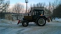 Более 15 тракторов и 14 ручных снегоуборщиков задействовано в уборке снега на территории Московского района Чебоксар