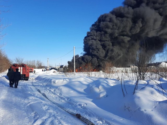 Цистерна с топливом сгорела в Богородске Нижегородской области (ВИДЕО) Цистерна с топливом сгорела в Богородске Нижегородской области (ВИДЕО)