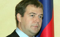 Медведев считает необходимым применять формы нематериального стимулирования бизнесменов, занимающихся благотворительностью