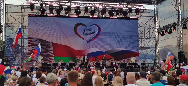 Выступление Нижегородского губернского оркестра прошло в Минске в честь празднования Дня России