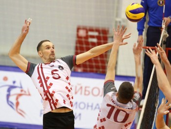 Блокирующий Антон Андреев будет выступать за нижегородский волейбольный клуб АСК