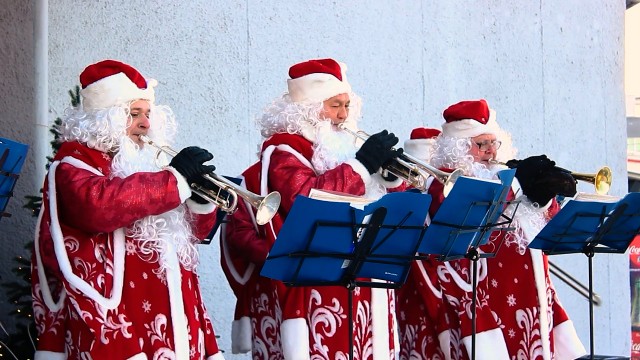Оркестр Дедов Морозов замечен в Нижнем Новгороде