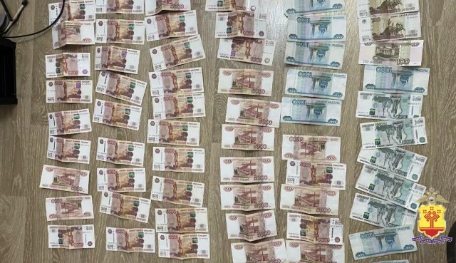 Семерых вебкамщиц и организатора порнотрансляций задержали в Чувашии Семерых вебкамщиц и организатора порнотрансляций задержали в Чувашии