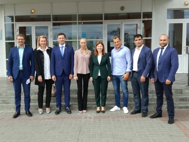 Елизавета Солонченко предложила создать попечительские советы родителей при действующих ФОКах Нижнего Новгорода Елизавета Солонченко предложила создать попечительские советы родителей при действующих ФОКах Нижнего Новгорода