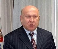 Валерий Шанцев одним из первых проголосовал на выборах в Думу Нижнего Новгорода VI созыва на избирательном участке в Зеленом городе