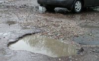 Часть асфальта смыло на улице Звездинке в Нижнем Новгороде в результате ливня