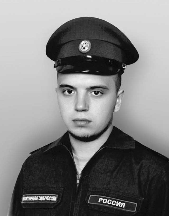 Рустам Минниханов посетил церемонию прощания с погибшим в спецоперации 22-летним Дамиром Гилемхановым