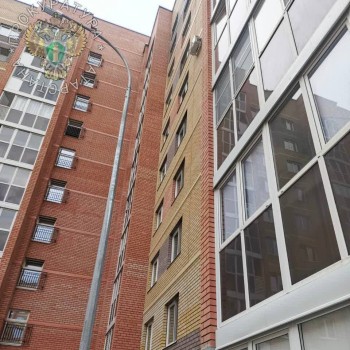 Ребёнок выпал из окна многоэтажки в селе Осиново в Татарстане Ребёнок выпал из окна многоэтажки в селе Осиново в Татарстане