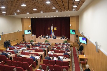 ₽1 млрд предусмотрен на повышение зарплаты кировским бюджетникам ₽1 млрд предусмотрен на повышение зарплаты кировским бюджетникам