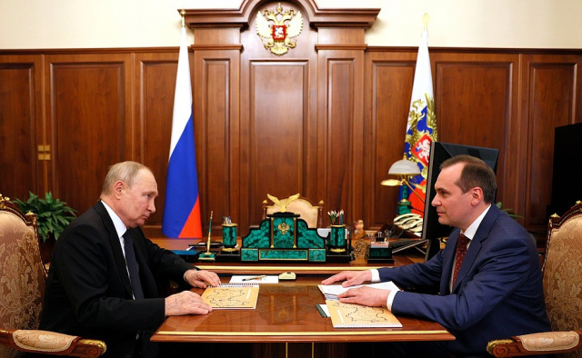 Артем Здунов доложил Владимиру Путину о социально-экономическом развитии Мордовии Артем Здунов доложил Владимиру Путину о социально-экономическом развитии Мордовии