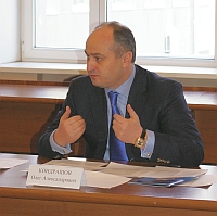 Кондрашов выразил недовольство низким исполнением некоторых статей расходной части горбюджета-2011