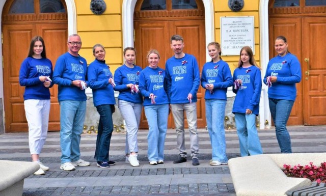 Более 50 тыс. лент в цветах российского флага раздадут нижегородцам волонтеры Победы Более 50 тыс. лент в цветах российского флага раздадут нижегородцам волонтеры Победы