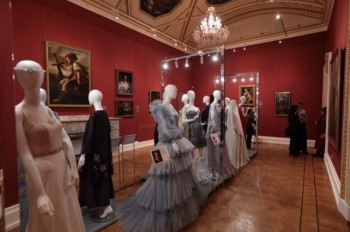 Выставка &quot;Платье с историей&quot; в Доме Сироткина в Нижнем Новгороде продлена до 17 марта