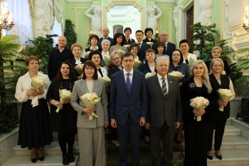 23 нижегородских служащих награждены знаком «За безупречную службу»